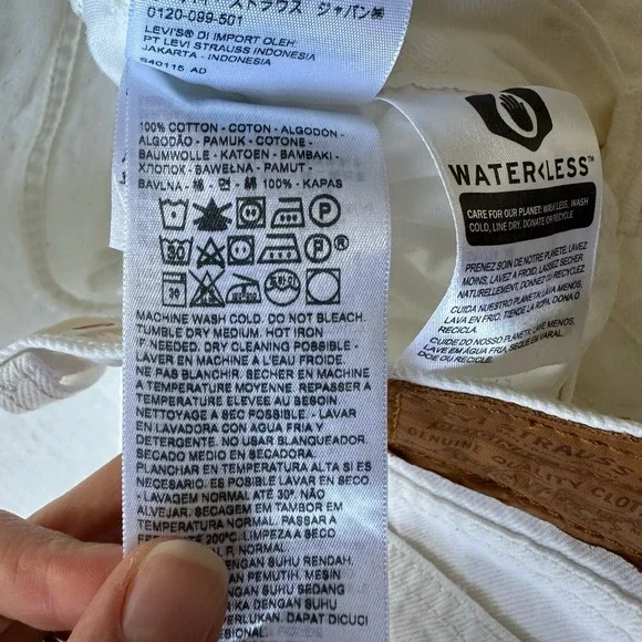 Levis Premium White Wedgie Jeans Sz 26 - Picture 5 of 9